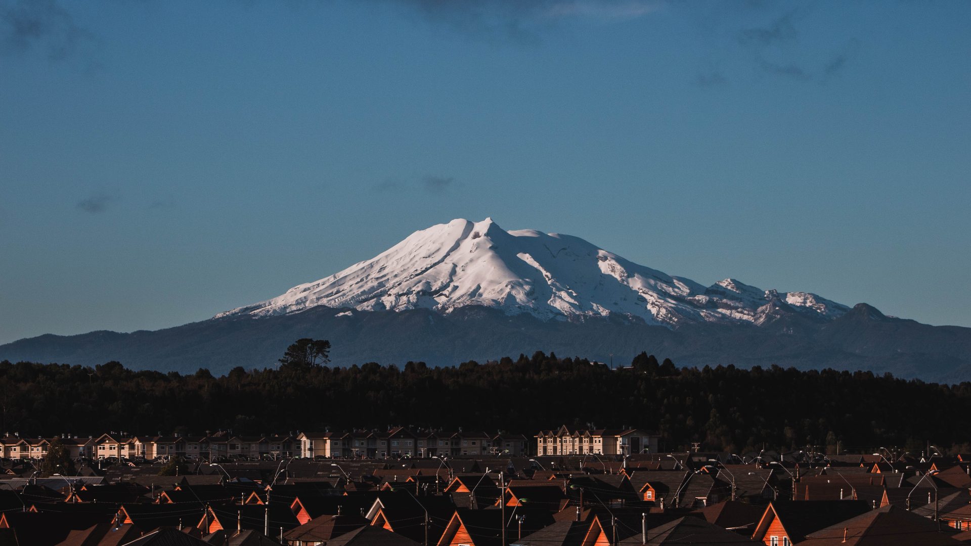 Vista de comunidad residencial en el sur de Chile